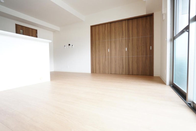 居室・リビング　同型参照