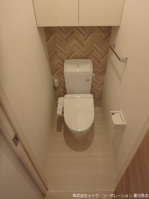 トイレ　写真は同型タイプ