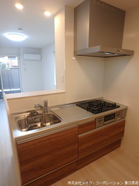 キッチン　写真は同型タイプ