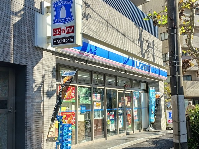 コンビニ　ローソン（コンビニ）まで130m