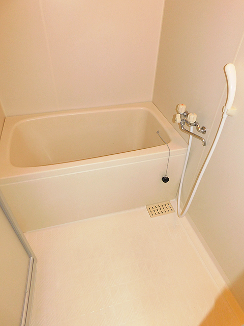 バス・シャワールーム　追焚付で寒い日も安心です！