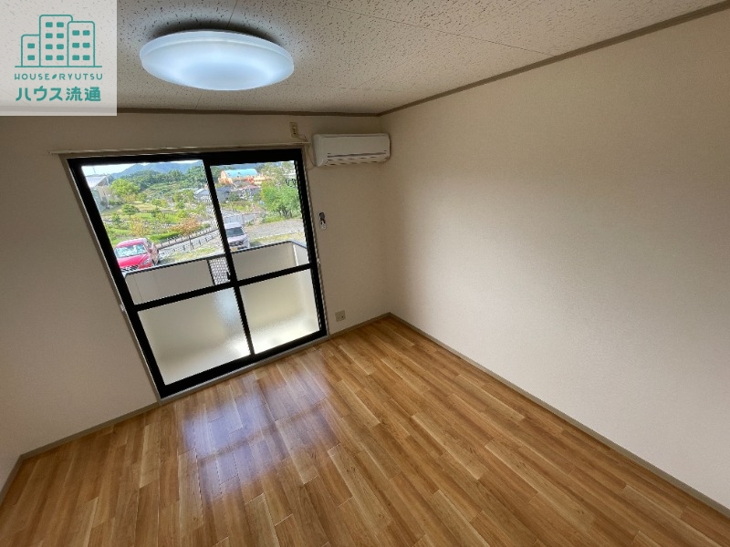 居室・リビング　※別号室写真