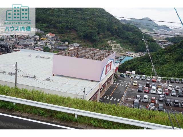 スーパー　マックスバリュ長与店（スーパー）まで988m