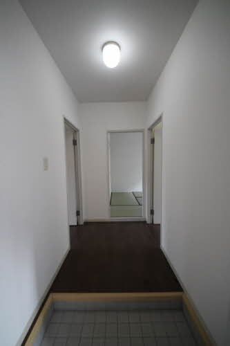 玄関　玄関です。