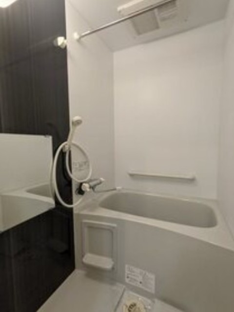 バス・シャワールーム　バスルーム