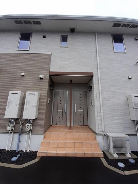 居室・リビング　エントランス