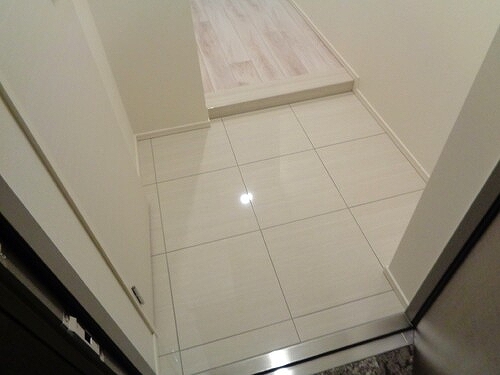 玄関　玄関　※2020年1月撮影