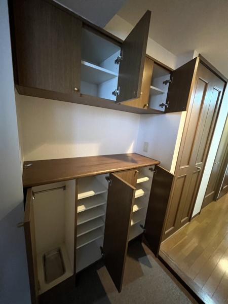 収納　たっぷりのシューズボックス