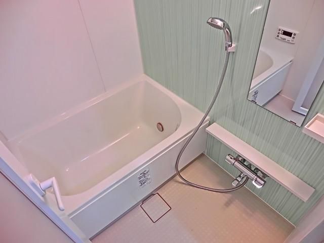 バス・シャワールーム　★追炊き・浴室乾燥機付★