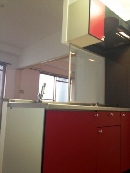 キッチン　※別号室の写真です