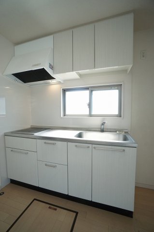 キッチン　※同型タイプの為、現状優先