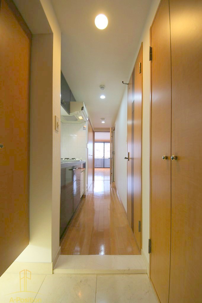 玄関　サムティ本町橋