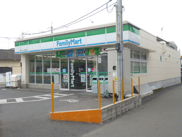 コンビニ　ファミリーマート津島西坂店（コンビニ）まで334m