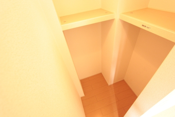 収納　ウォークインクローゼット