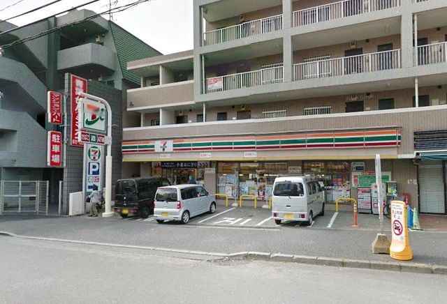 コンビニ　セブンイレブン横浜梅が丘店（コンビニ）まで640m