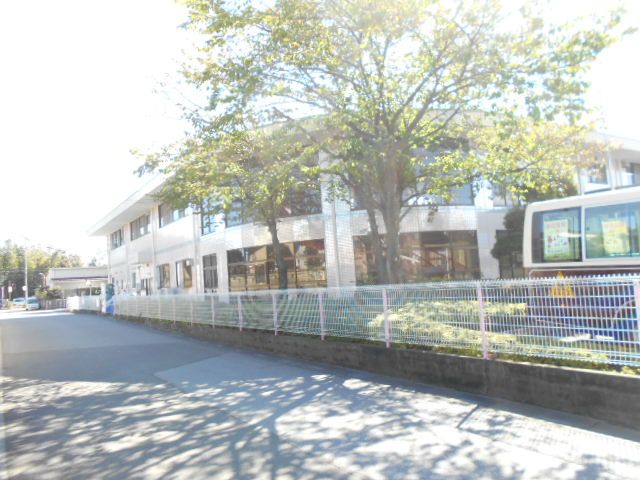幼稚園・保育園　とよはるこども学園（幼稚園・保育園）まで805m
