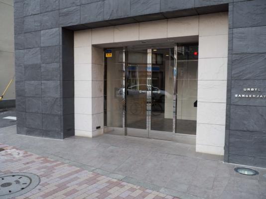 エントランス　弊社は都内全域の物件が仲介手数料最大無料でご紹介可能です！