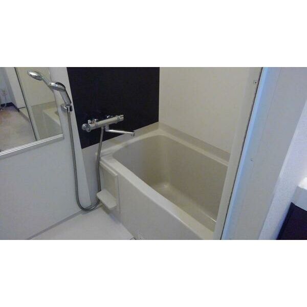 バス・シャワールーム　弊社は都内全域の物件が仲介手数料最大無料でご紹介可能です！