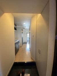 玄関　弊社は都内全域の物件が仲介手数料最大無料でご紹介可能です！