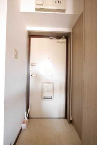 玄関　アートイン巣鴨の玄関