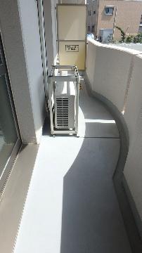 バルコニー　日当たりが良く、洗濯物もよく乾く♪