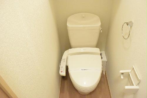 トイレ　温水洗浄便座ですっきり♪