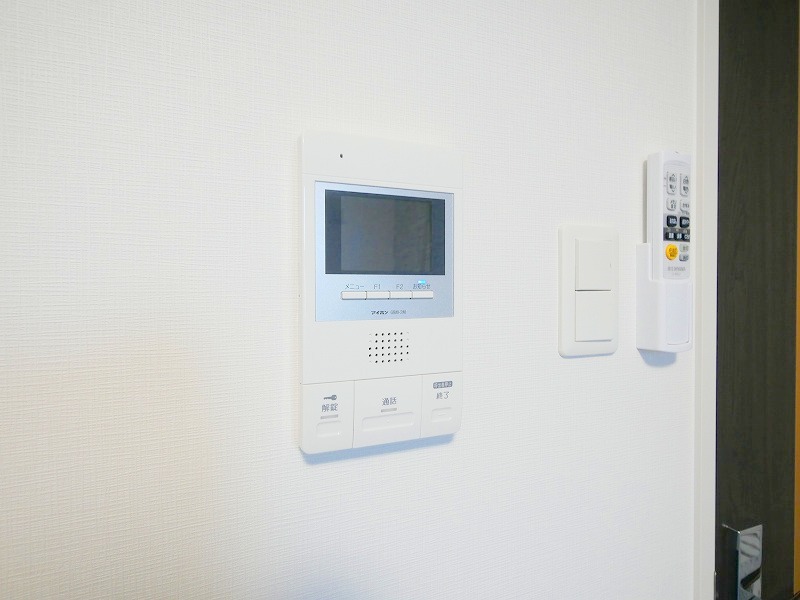 セキュリティ　セキュリティ対策にモニターホン＆オートロック♪