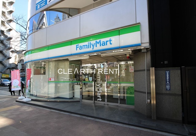 コンビニ　ファミリーマート 日本橋茅場町店（コンビニ）まで486m