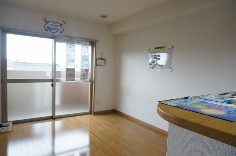 居室・リビング　図面と現状に相違がある場合には現状を優先