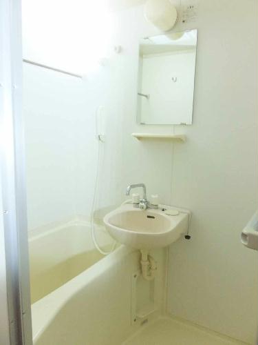 バス・シャワールーム　設備・仕様は号室により異なる為、現況を優先いたします。