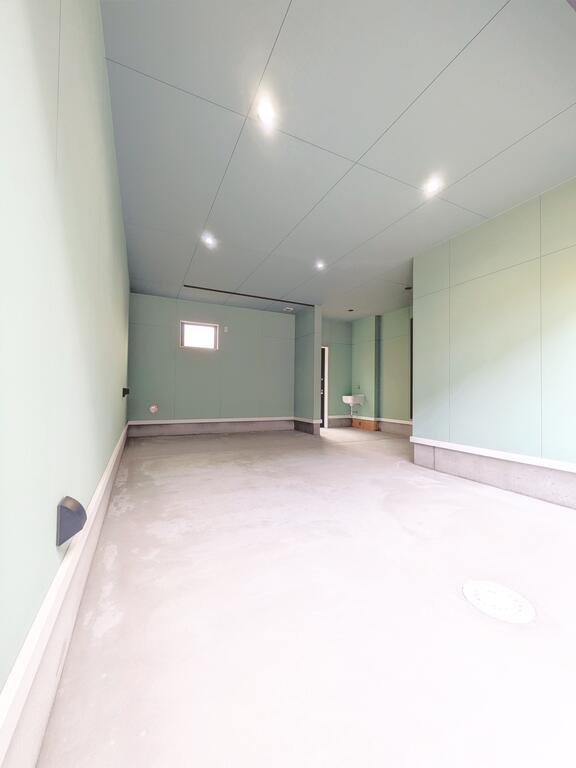 駐車場　１階ガレージ