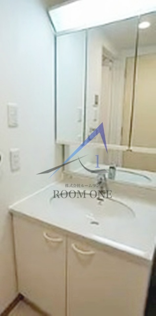 洗面設備　洗面台です。