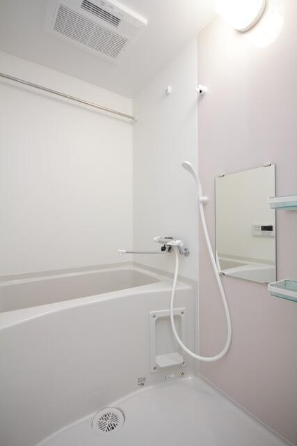 バス・シャワールーム　?