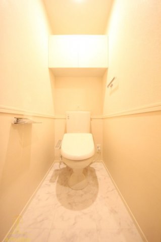 トイレ　ティー・ツー