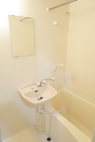 バス・シャワールーム　☆ゆったりくつろげるお風呂☆