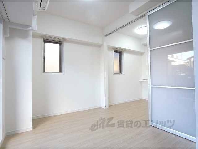 居室・リビング　洋室