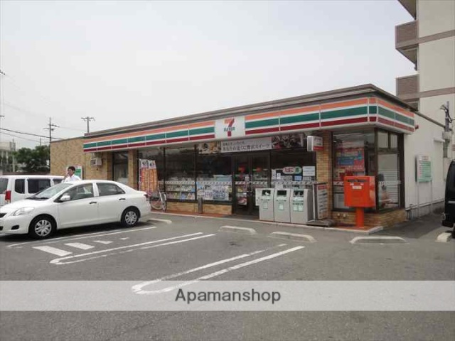 コンビニ　セブンイレブン小松里店（コンビニ）まで1000m