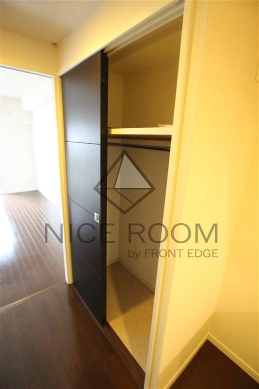 収納　アスヴェルタワー大阪城WEST　クローゼット