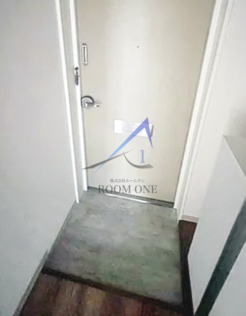 玄関　玄関です。