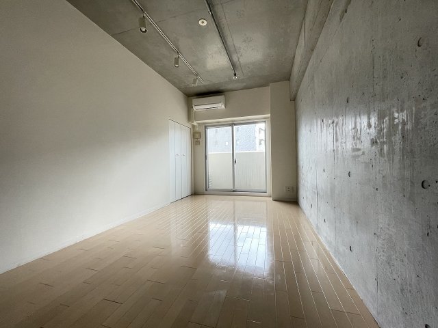 居室・リビング　ゆったりとした居間です