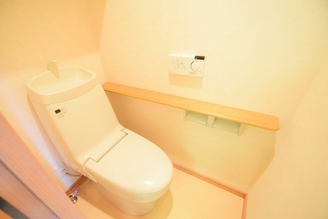 トイレ　別室参照