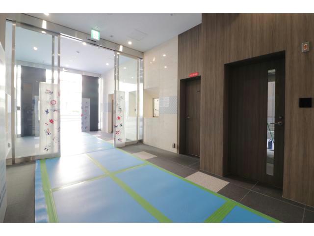 エントランス　エントランス部分