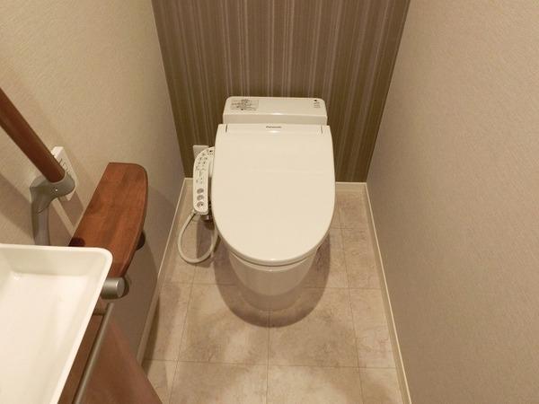 トイレ　ウォシュレット！