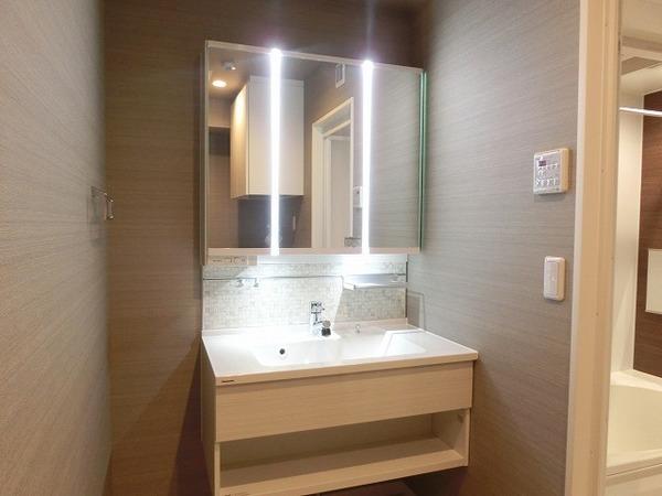 洗面設備　シャンプードレッサー！