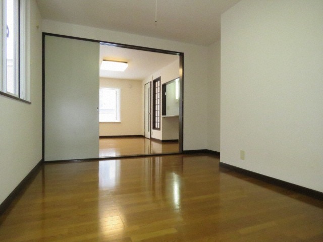 居室・リビング　寝室