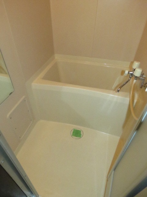 バス・シャワールーム　浴室