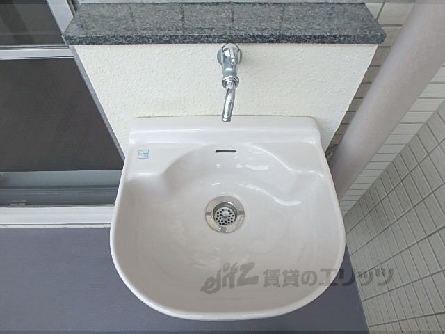 バルコニー　ベランダ洗面台