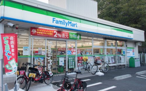 コンビニ　ファミリーマート 木場六丁目店（コンビニ）まで175m