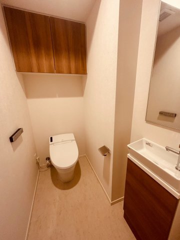 トイレ　＊別部屋参照