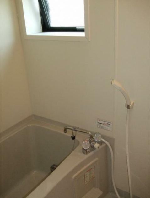 バス・シャワールーム　きれいなお風呂です　※参考写真です